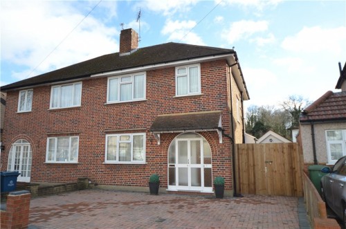 Eastern Avenue, Pinner, Middlesex, HA5 - Photo 1