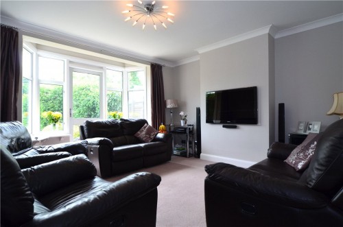 Burwood Avenue, Pinner, Middlesex, HA5 - Photo 2