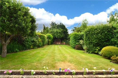 Burwood Avenue, Pinner, Middlesex, HA5 - Photo 13