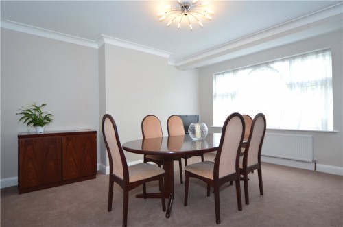 Burwood Avenue, Pinner, Middlesex, HA5 - Photo 7