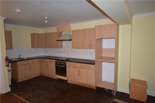 Village Way, Pinner, HA5 - Photo 2