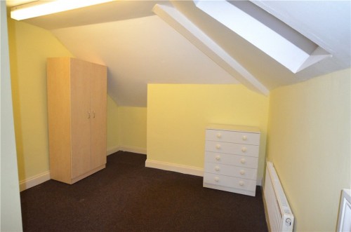 Village Way, Pinner, HA5 - Photo 4