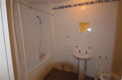 Village Way, Pinner, HA5 - Photo 5