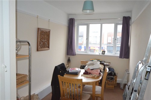 Victoria Road, Ruislip, Middlesex, HA4 - Photo 3