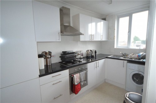 Victoria Road, Ruislip, Middlesex, HA4 - Photo 5