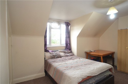 Victoria Road, Ruislip, Middlesex, HA4 - Photo 3